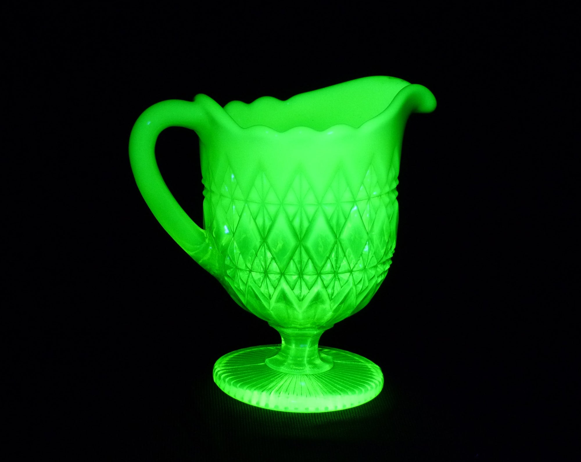 Uranium Glass Creamer, Davidsons Primrose Pearline Glass, Glows Beautifully