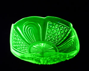 Vintage Uranium Glass Small Bowl, Glows Brightly