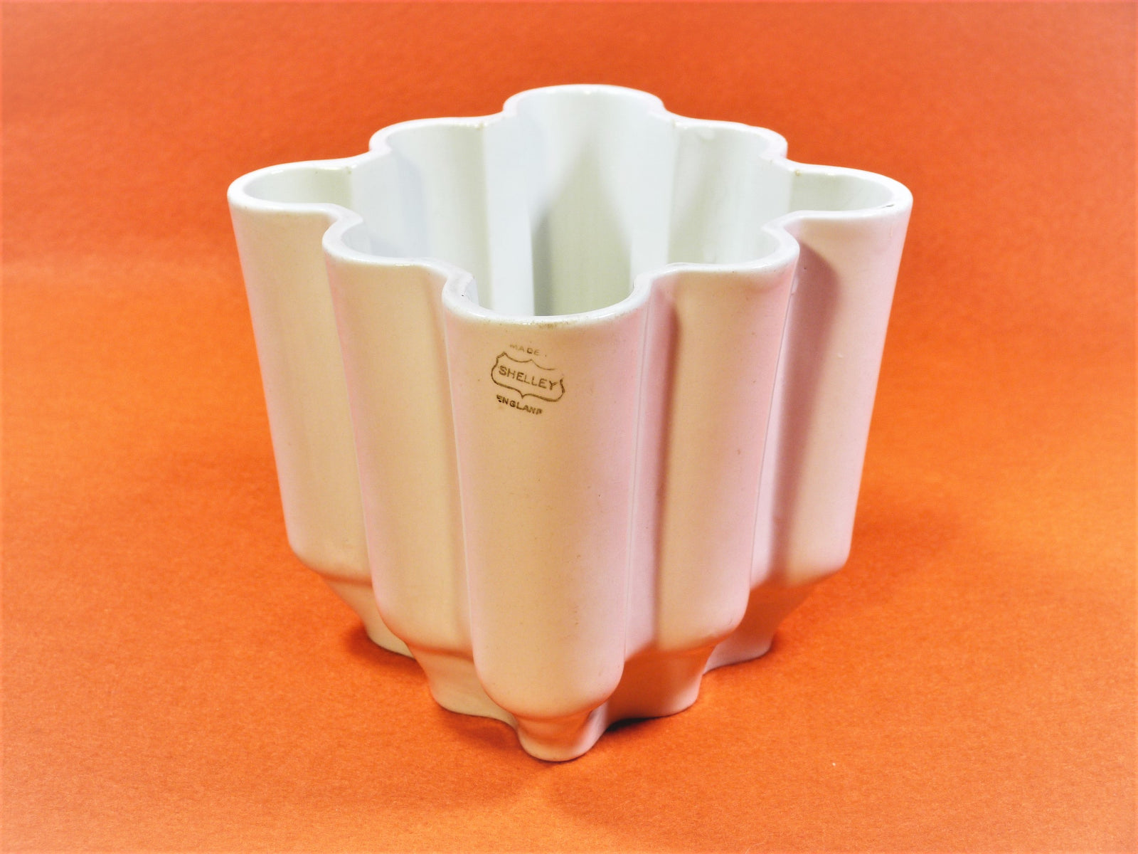 Shelley Jelly Mould, French Pattern, 1916 - 1925