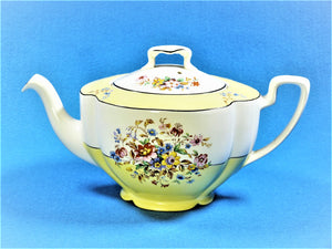 Johnson Bros Teapot, Pareek Pattern, 1940's, Beautiful Colours