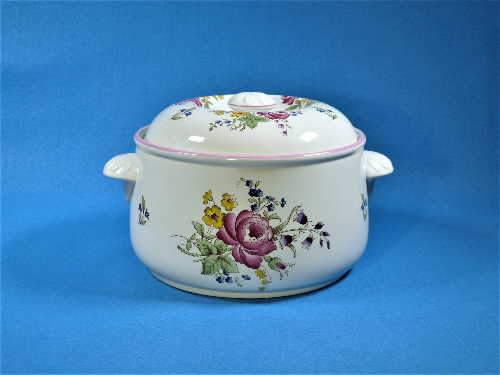 Spode "Marlborough Sprays" Casserole, Attractive Lidded Deep Serving Dish