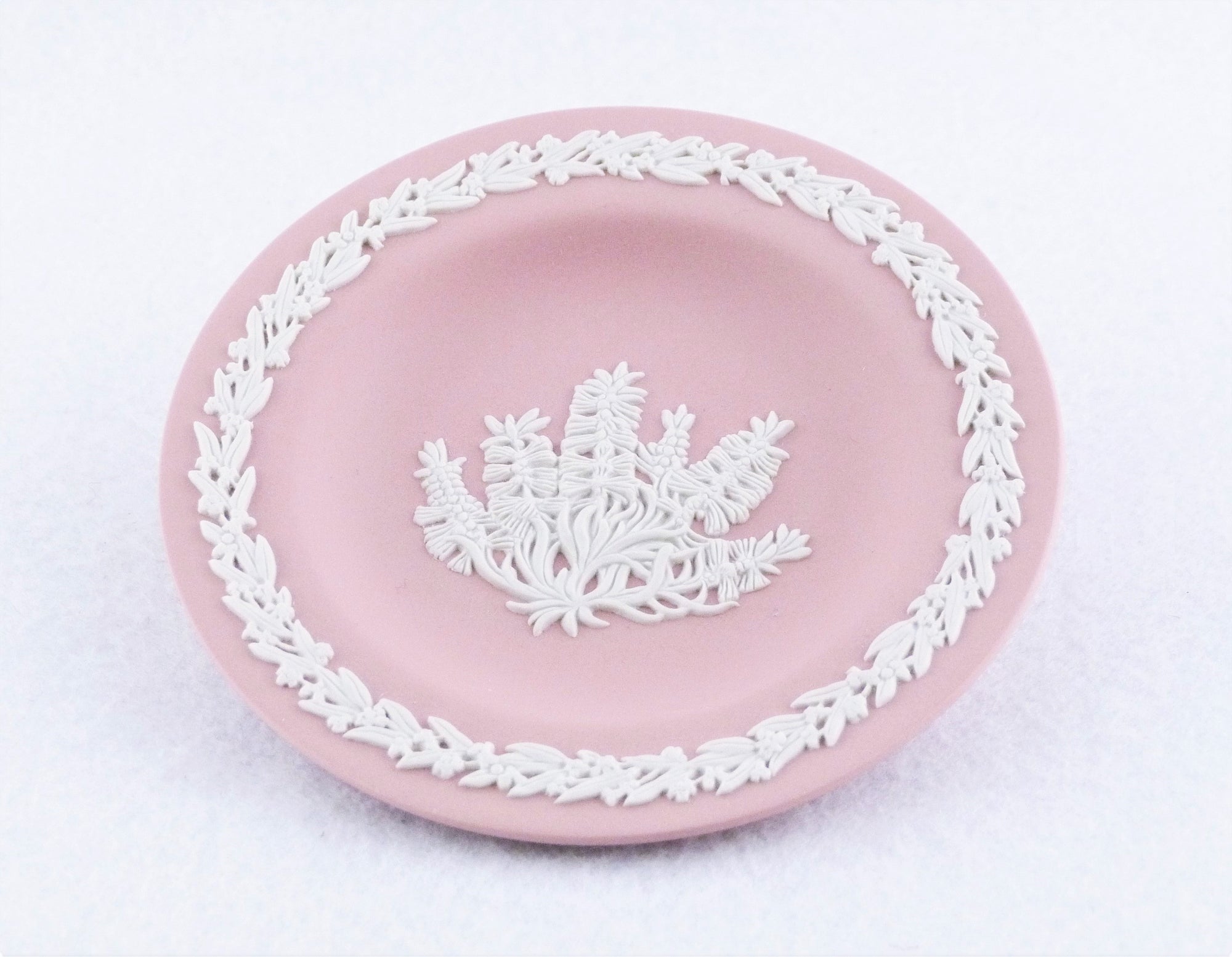 Wedgwood Bottlebrush Miniature Plate, Only 7,500 Worldwide, Collectors Society