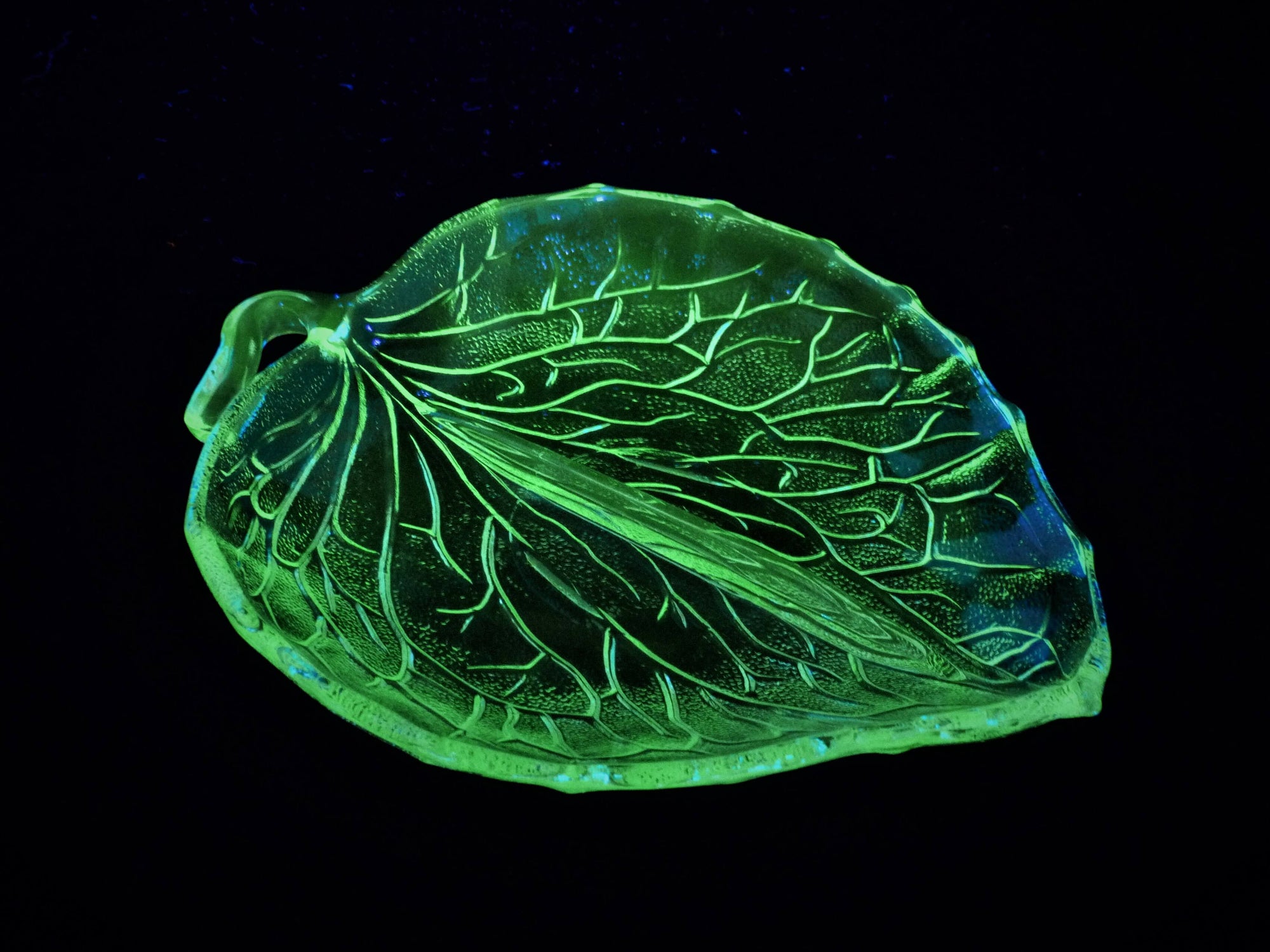Bagley Green Uranium Glass Leaf Plate, Very Good Condition, A Pretty Plate