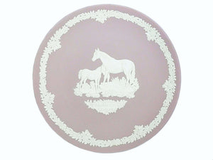 Lilac Wedgwood Jasperware Plate, Mothers Day 1981 Plate